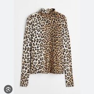 H&M Leopard Print Turtleneck Comfy Jersey Top